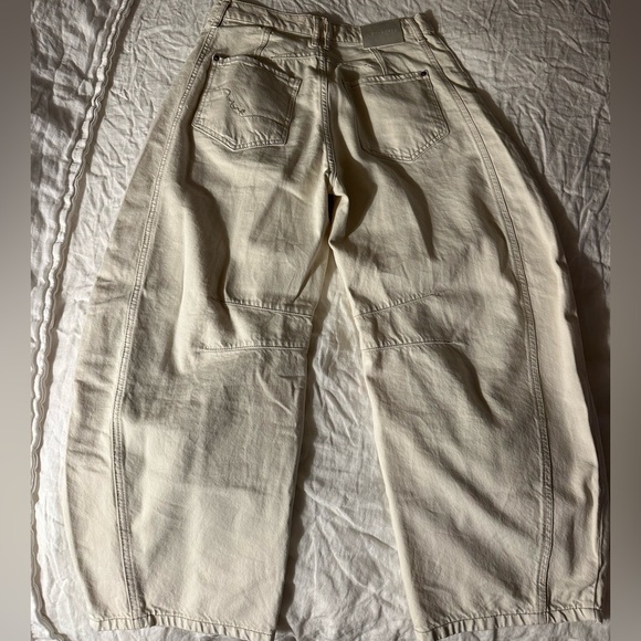 Free People x We The Free Cream Barrel Jeans - Picture 8 of 10